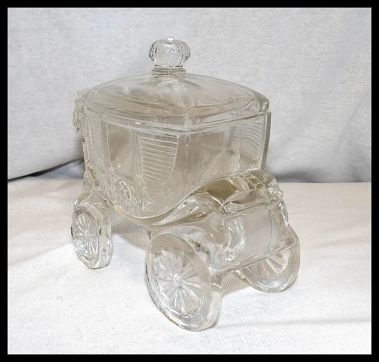 Vintage 1970’s L. E. Smith Glass Stagecoach with Lid Candy Dish - 6