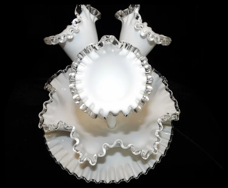 Fenton Silver Crest 3 Horn Epergne Bowl with “Underplate” - 12