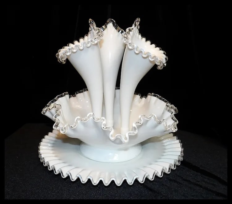 Fenton Silver Crest 3 Horn Epergne Bowl with “Underplate” - 13