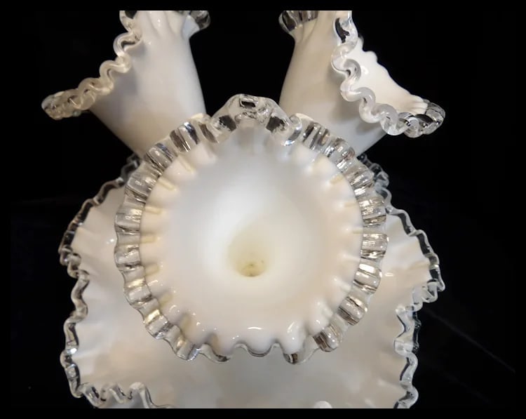 Fenton Silver Crest 3 Horn Epergne Bowl with “Underplate” - 5