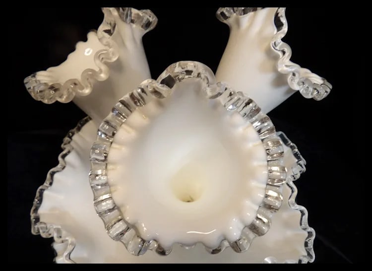 Fenton Silver Crest 3 Horn Epergne Bowl with “Underplate” - 6