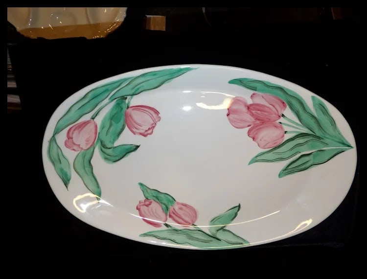 Very Large 19 7/8” Vietri Hand Made and Painted Serving Platter with Flowers made in Italy - 2