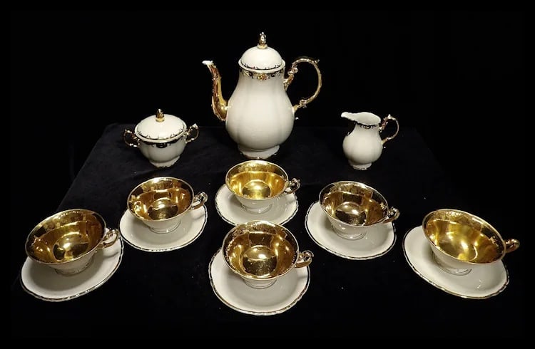 Antique Konigl Pr Tettau Bavarian Tea Set 22kt Gold Accents - 3