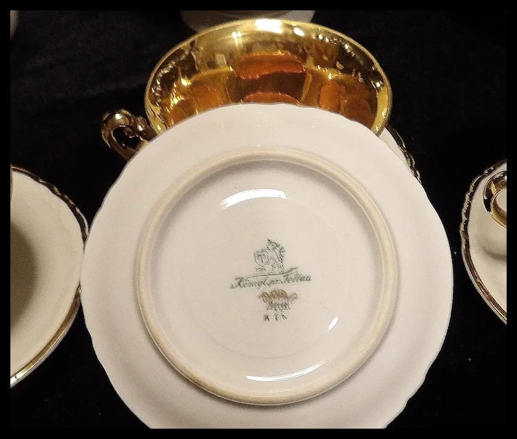 Antique Konigl Pr Tettau Bavarian Tea Set 22kt Gold Accents - 9