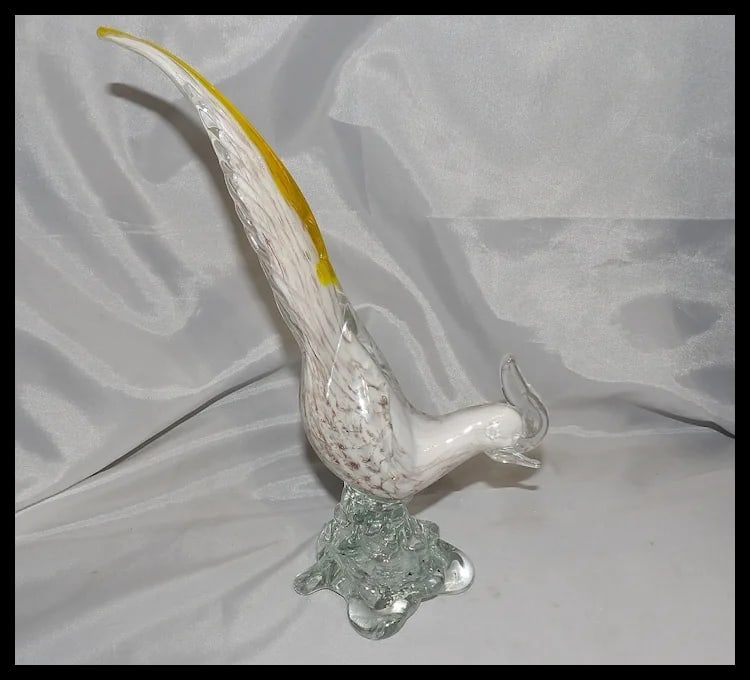 Murano Pheasant White with Gold Aventurine and Yellow on Tail - 8