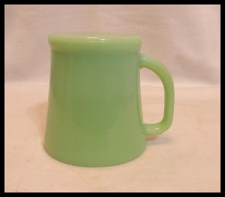 Rare Fire King Oven Glass D Handle Jadeite Coffee Mug - 8