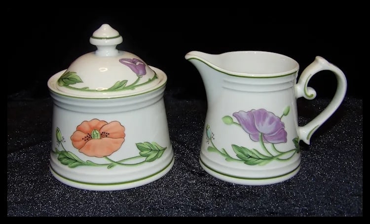 Sugar Bowl with Lid and Creamer Amapola Pattern by Villeroy & Boch - 2