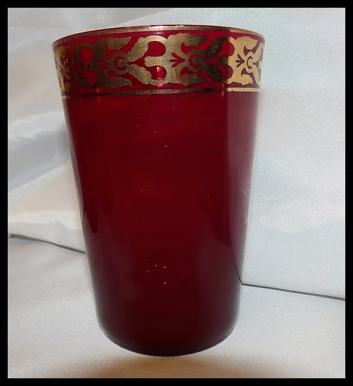 Vintage Pier 1 Holiday Table Ruby Red and Gold Glasses - 5