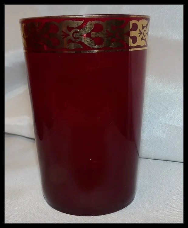 Vintage Pier 1 Holiday Table Ruby Red and Gold Glasses - 8