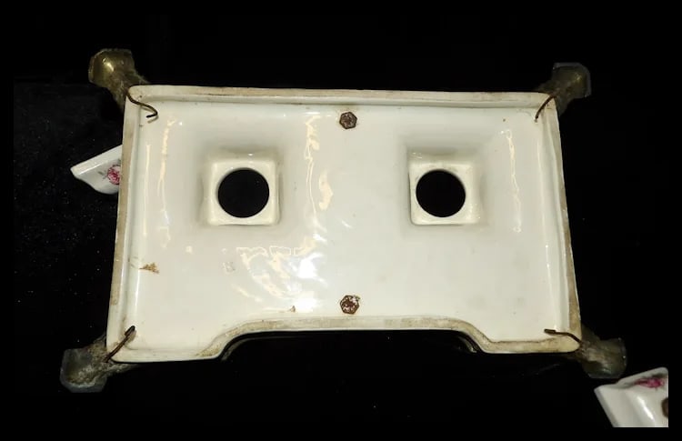 Antique Victorian Porcelain Inkwell - 9