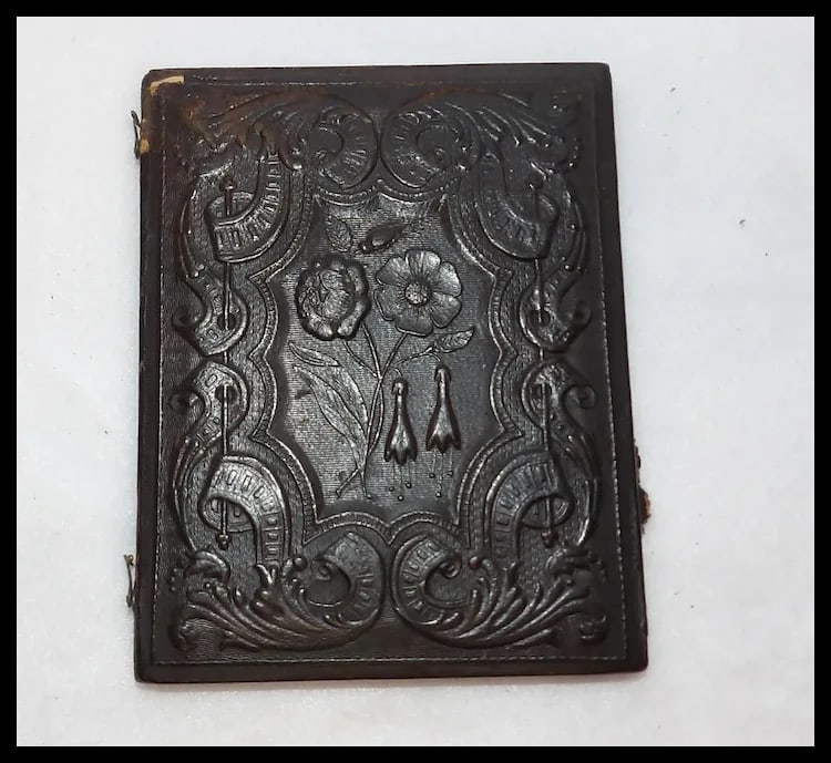 Tintype with Gold Gilt Metal and Hand Tooled Leather Frame - 4