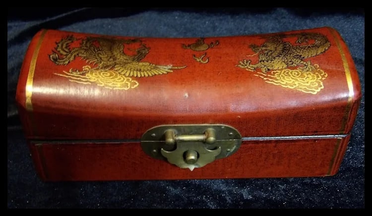 Vintage Hand Painted Chinese Wood Trinket Pillow Box - 4
