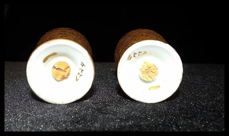 Pickard Daisy and Rose Gold Salt and Pepper Shakers - 5