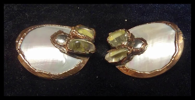 Mother of Pearl and Copper Stud Earrings - 3