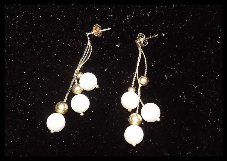 Cultured Pearl with 14KT Gold Chains and Balls Earrings - 4