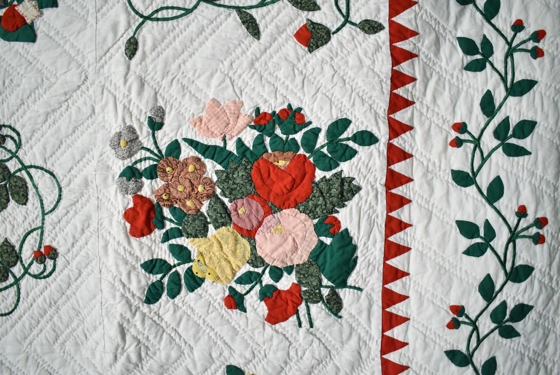 Vintage Smithsonian "The Bride's Quilt" - 4