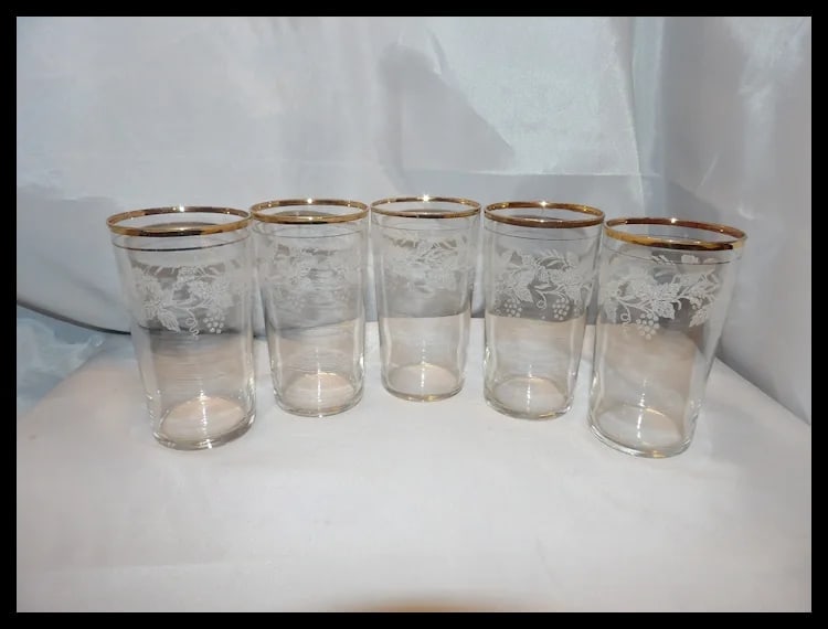 1940’s Bartlett Collins 5 Frosted Grapevine 16 oz. Ice Tea Glasses - 2