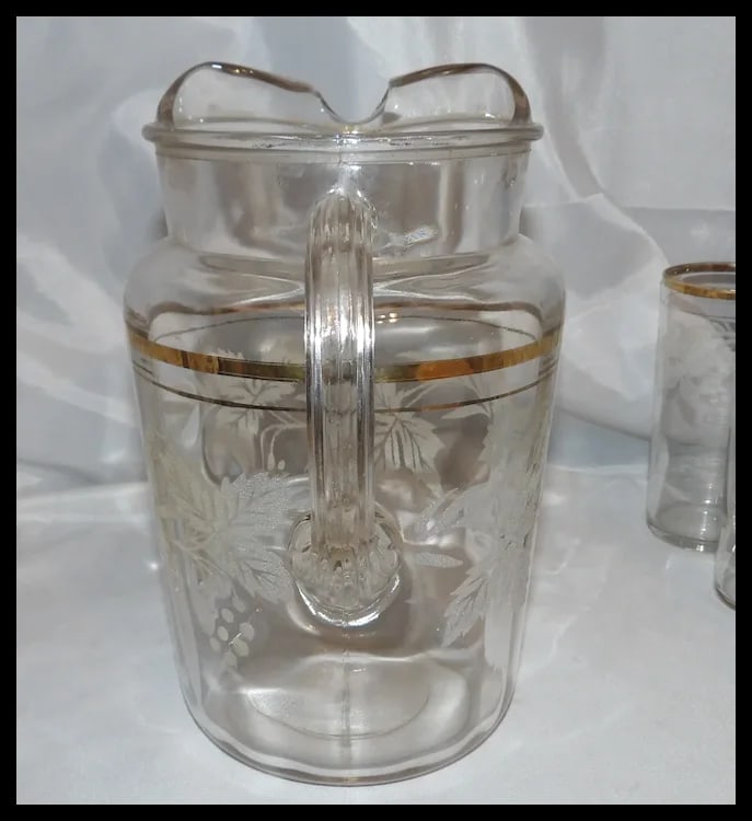 1940’s Bartlett Collins Frosted Grapevine Pitcher and 9 Tumblers - 10