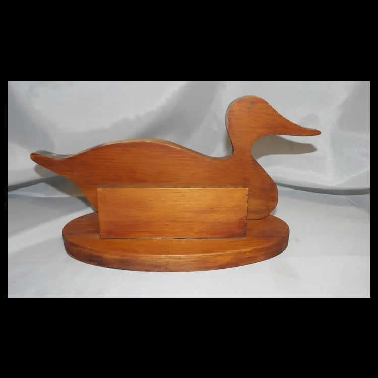 Folk Art Duck Letter, Paper Plate, Napkin Holder - 4