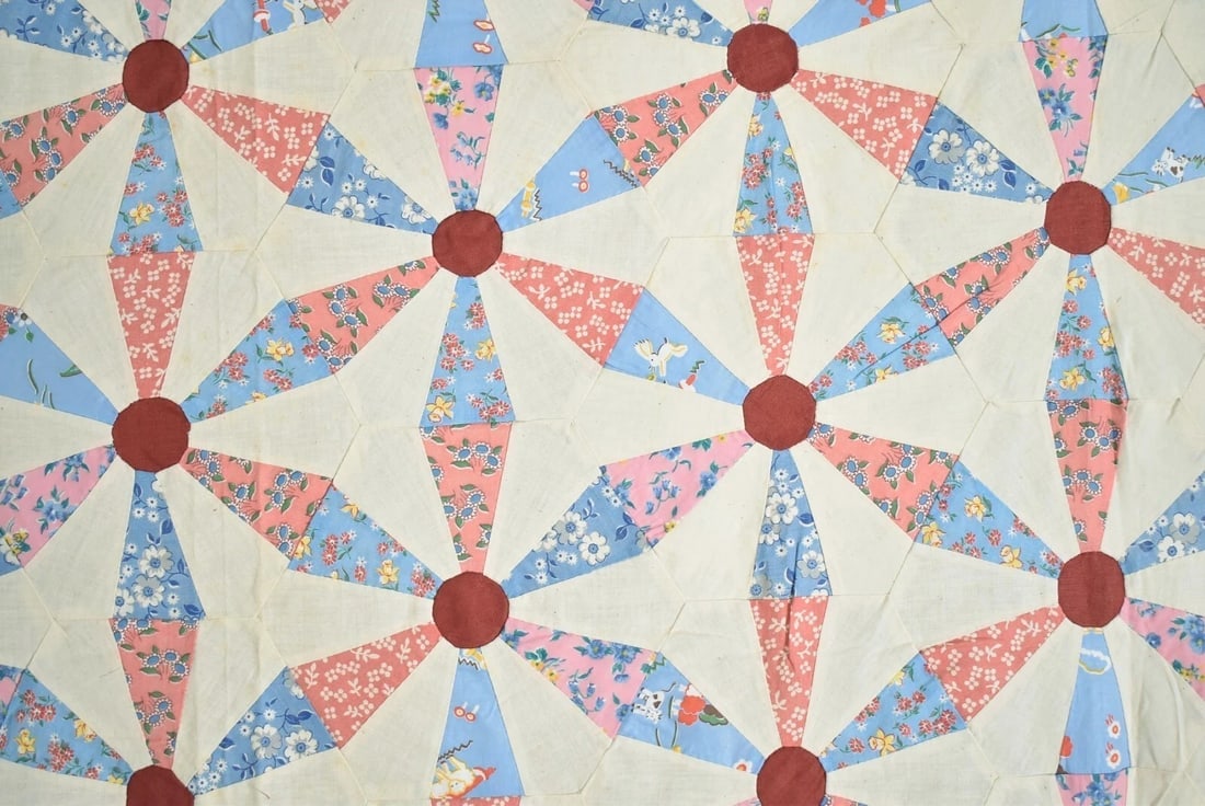1930's Wagon Wheels Quilt Top - 3