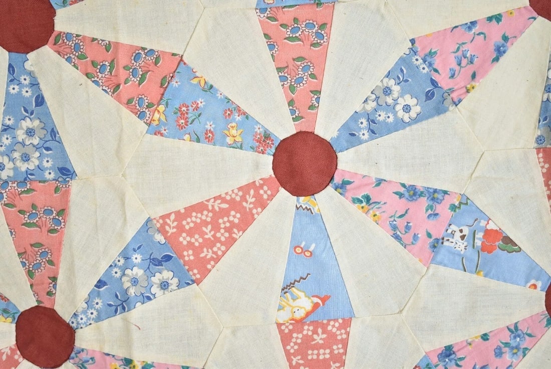 1930's Wagon Wheels Quilt Top - 6