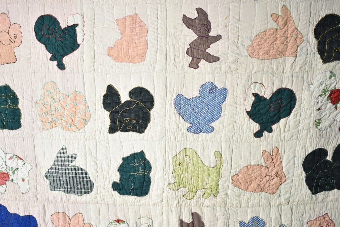 1930's Folk Art Appliqued Animals Quilt - 2