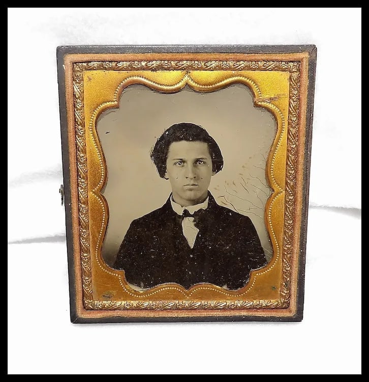 Ambrotype Photo with Gold Gilt Metal and Hand Tooled Leather Frame - 2