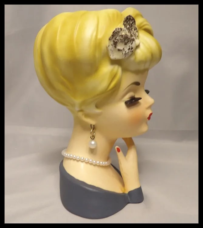 Lefton 7” Lady Head Vase with Necklace & Earrings - 5