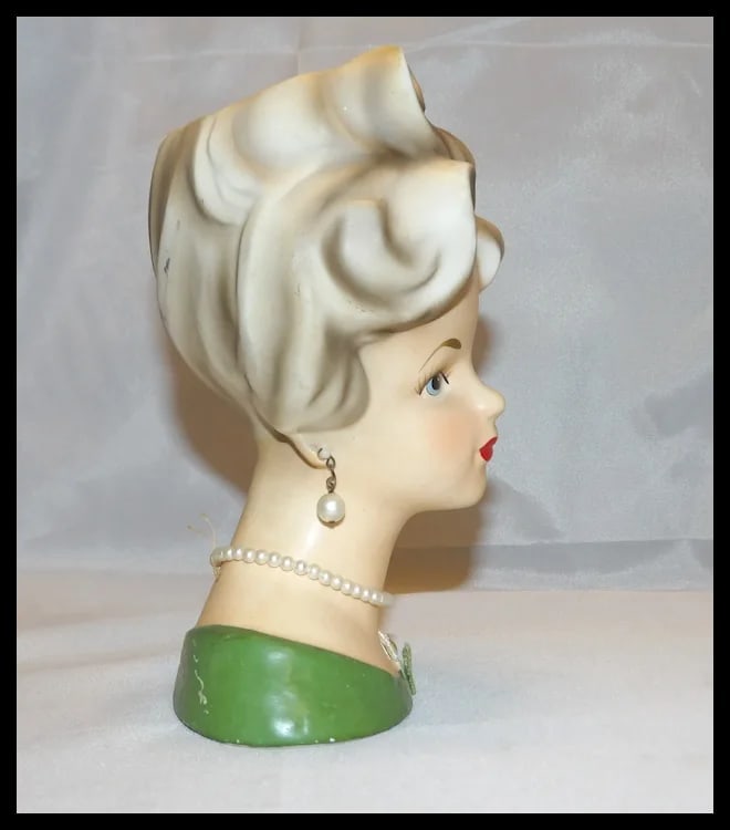 Ardco Fine Quality Dallas- Japan 7 ” Lady Head Vase with Earrings and Necklace - 3