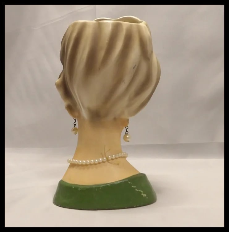 Ardco Fine Quality Dallas- Japan 7 ” Lady Head Vase with Earrings and Necklace - 4