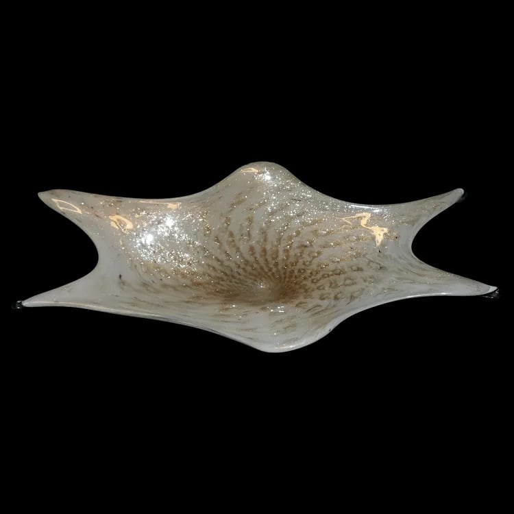 Rare Mid-Century Murano Art Glass Centerpiece White with Gold Aventurine: This Rare Mid-Century Murano Art Glass Centerpiece White with Gold Aventurine is in excellent condition and rare. No chips, cracks, or flea bites. It measures 17” x 8” x 4”. This pat