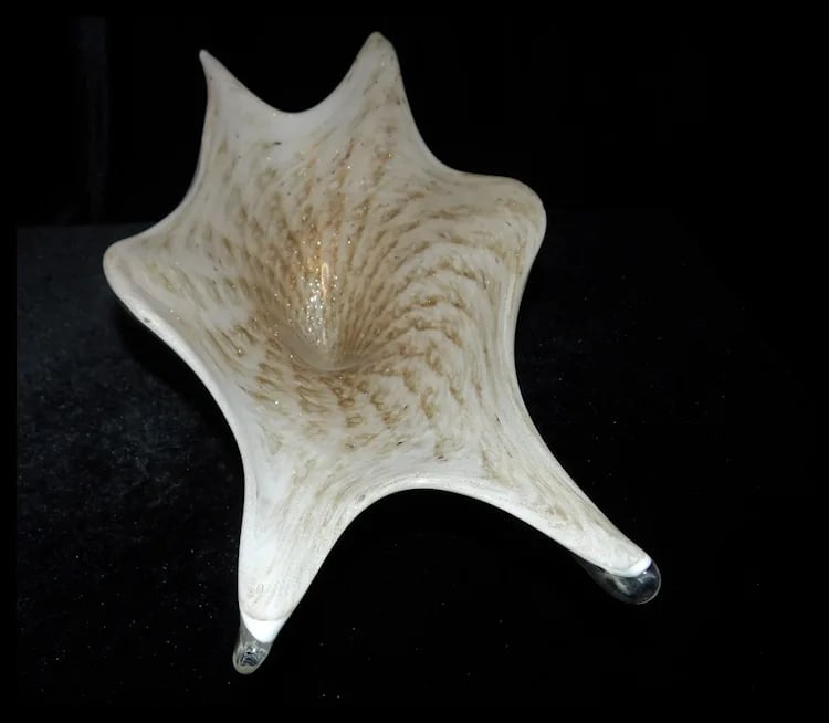 Rare Mid-Century Murano Art Glass Centerpiece White with Gold Aventurine - 6