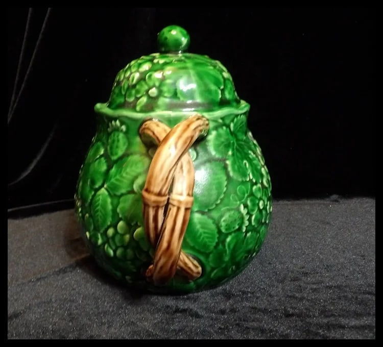 Haddon Group 1983 Green Strawberry Leaves and Flowers Teapot - 3