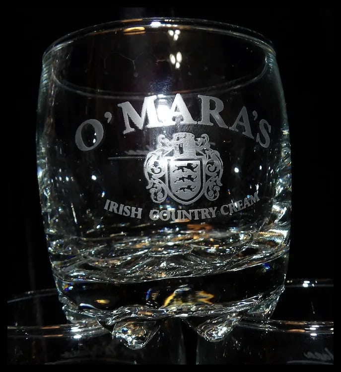 Large Leaded Crystal Whiskey Decanter with O’mara Old Fashioned Whiskey Glasses - 6