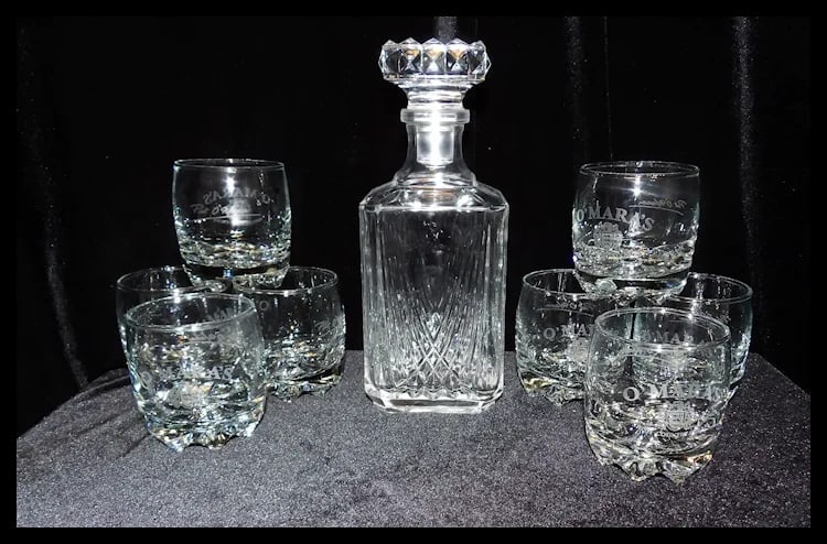 Large Leaded Crystal Whiskey Decanter with O’mara Old Fashioned Whiskey Glasses - 8