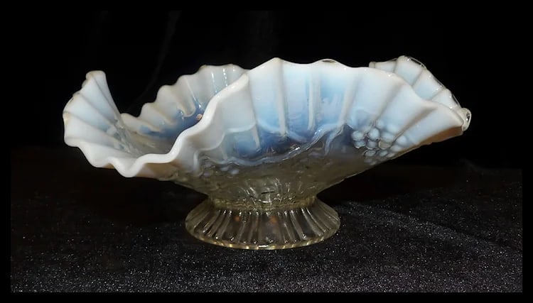 Jefferson 8” Footed Crimped Grape Vine Opalescent Bowl - 4