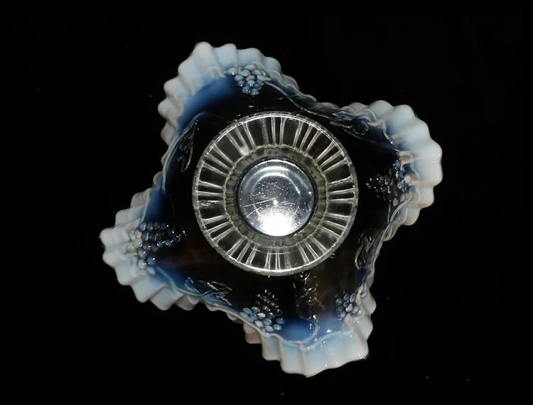 Jefferson 8” Footed Crimped Grape Vine Opalescent Bowl - 5