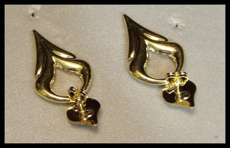 Brev Italian 14 KT Gold Convertible Hearts Earrings - 7