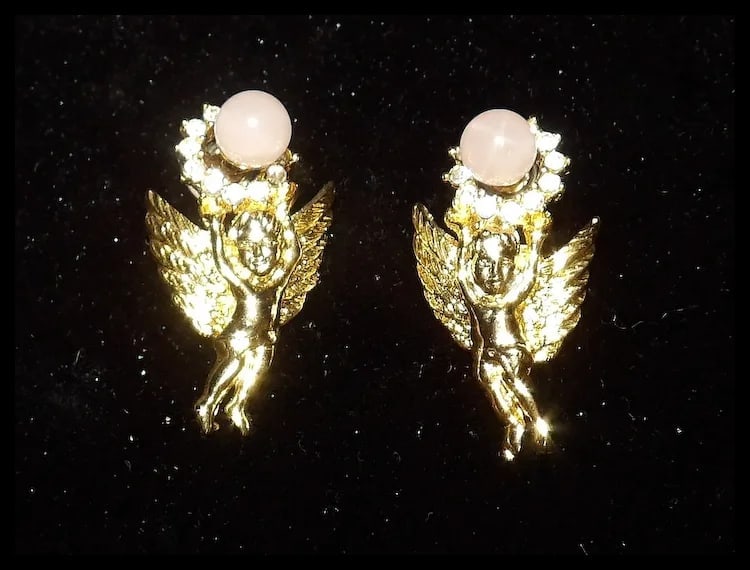 Gold Tone Cherubs with Rhinestones and Faux Pink Pearl Stud Earrings - 3