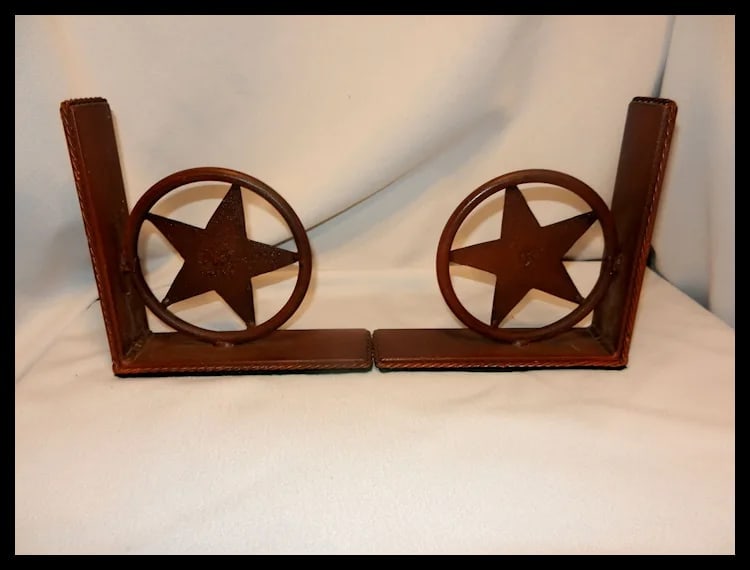 Iron Star-In-Circle Bookends With Braided Metal “Rope” Trim Detail - 4