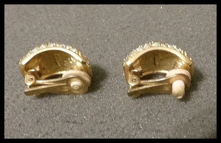 Vintage Roman Gold Tone Rhinestone Clip on Earrings - 5