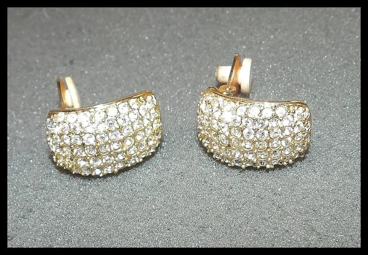 Vintage Roman Gold Tone Rhinestone Clip on Earrings - 7