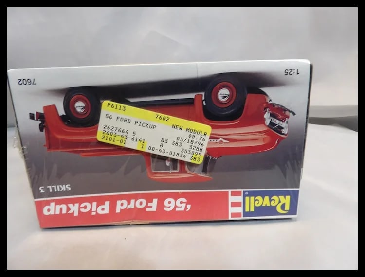 Revell 1956 Ford Pickup- 1:25 Scale Original Unopened Package - 4