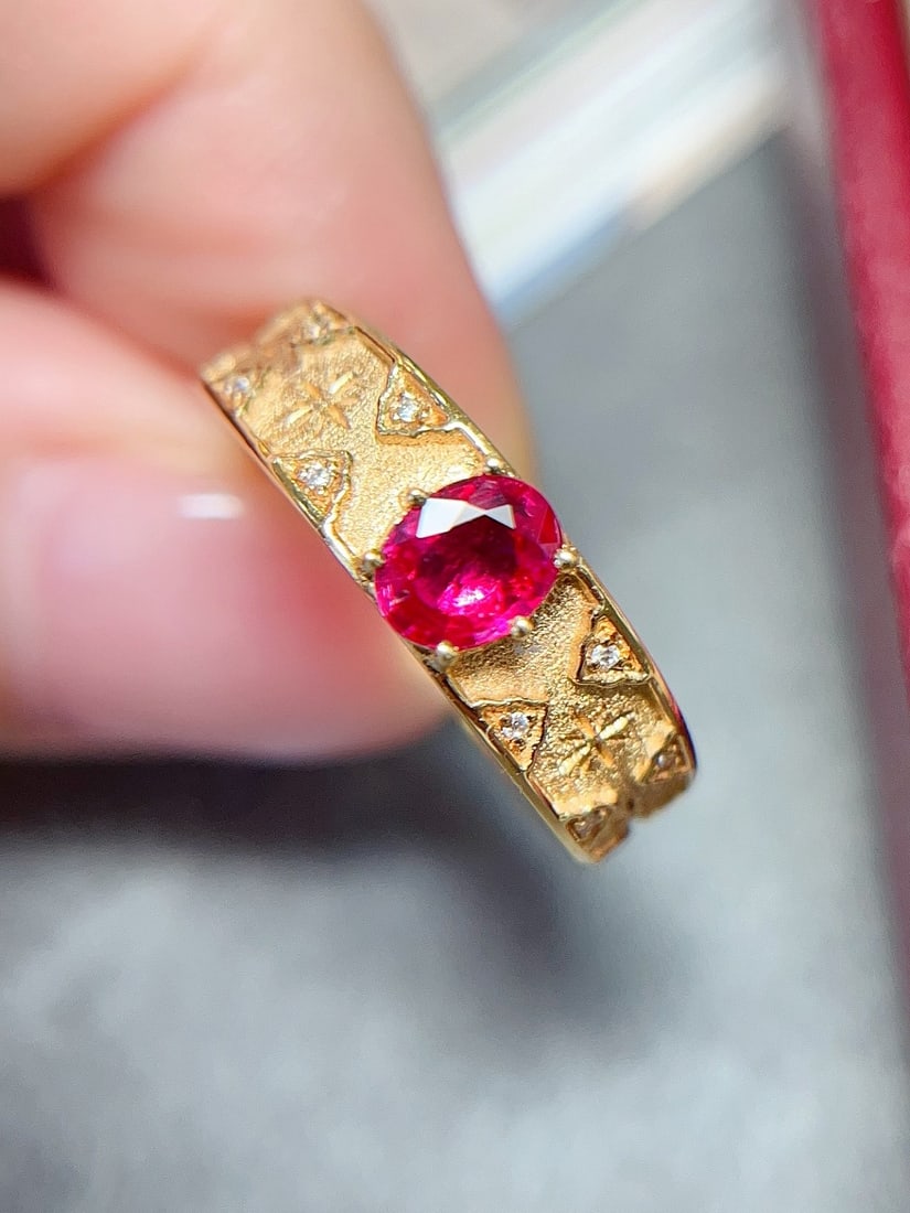 18K Gold Ruby Ring - 4