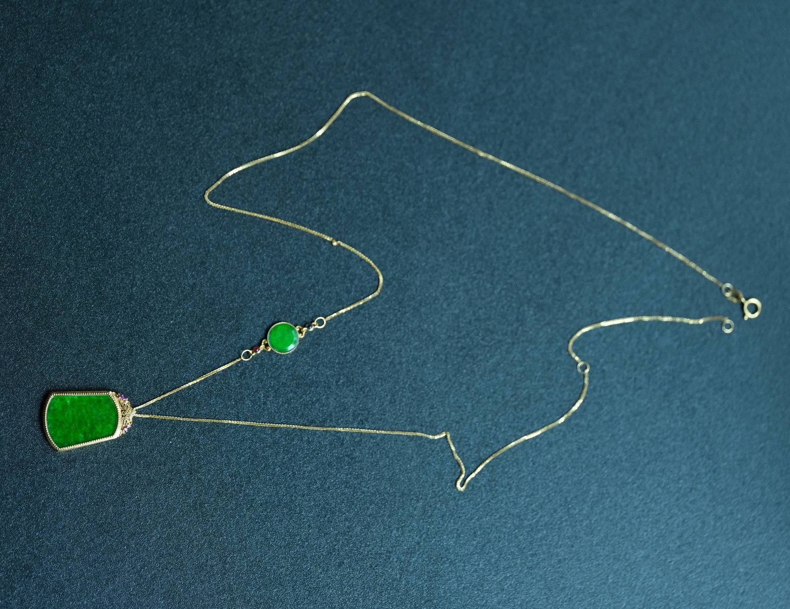 18k gold natural grade A Burmese jadeite necklace - 3