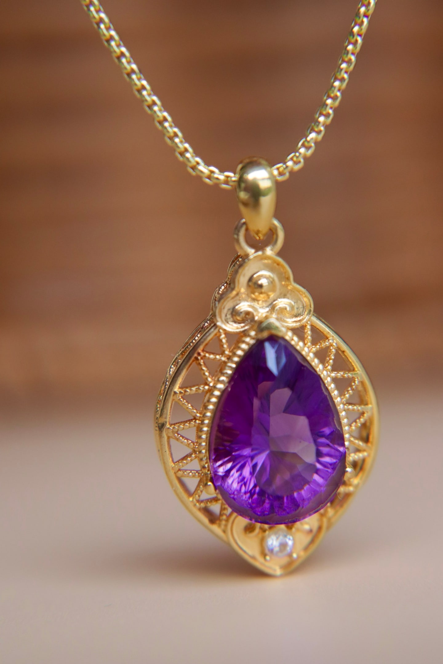 18K Gold Natural Amethyst Pendant - 4
