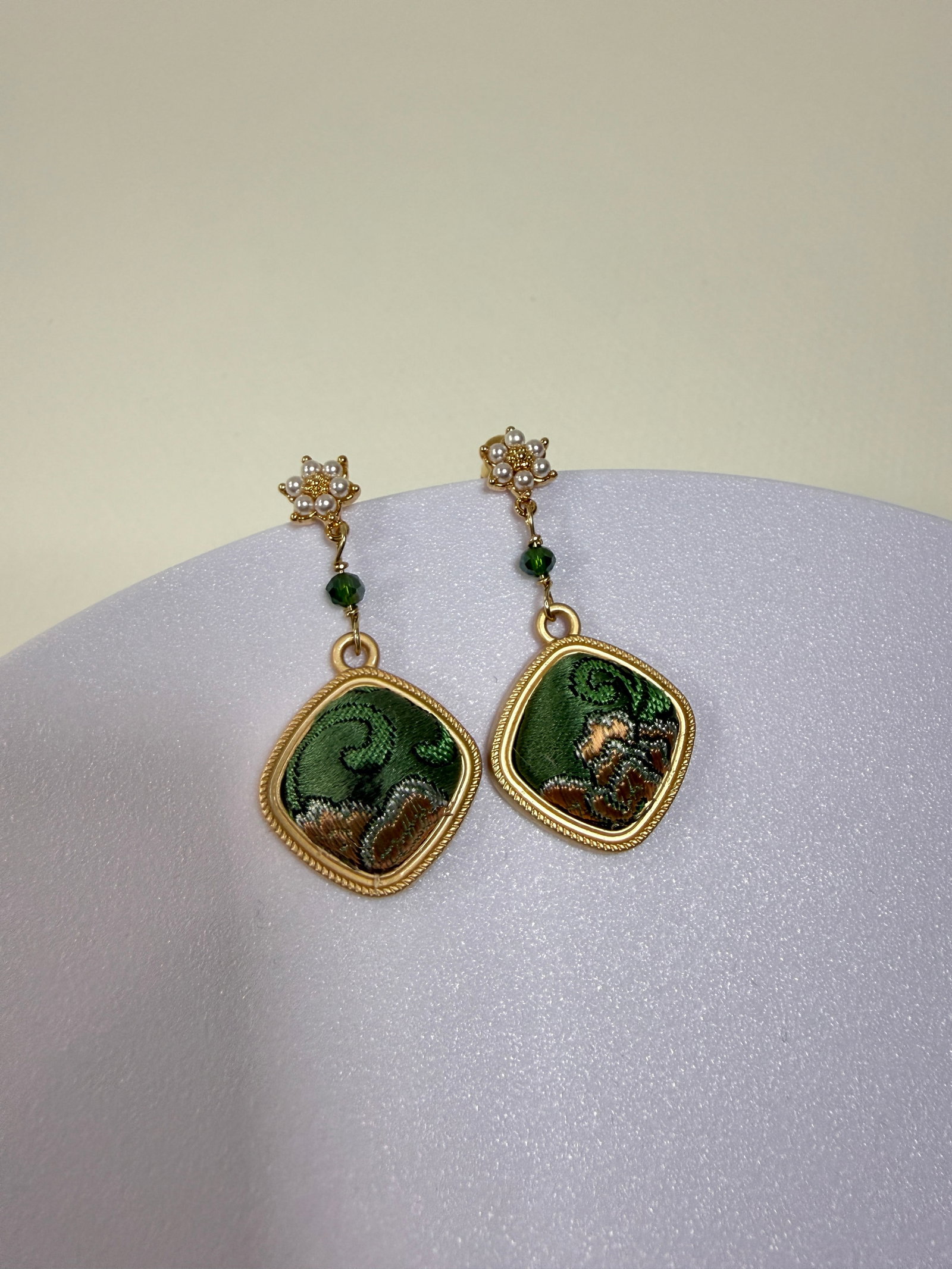 Song Brocade Diamond Shape Earrings - 2