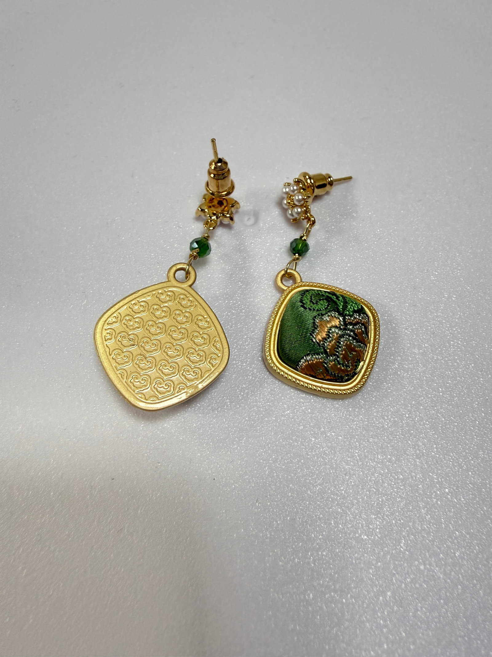 Song Brocade Diamond Shape Earrings - 4