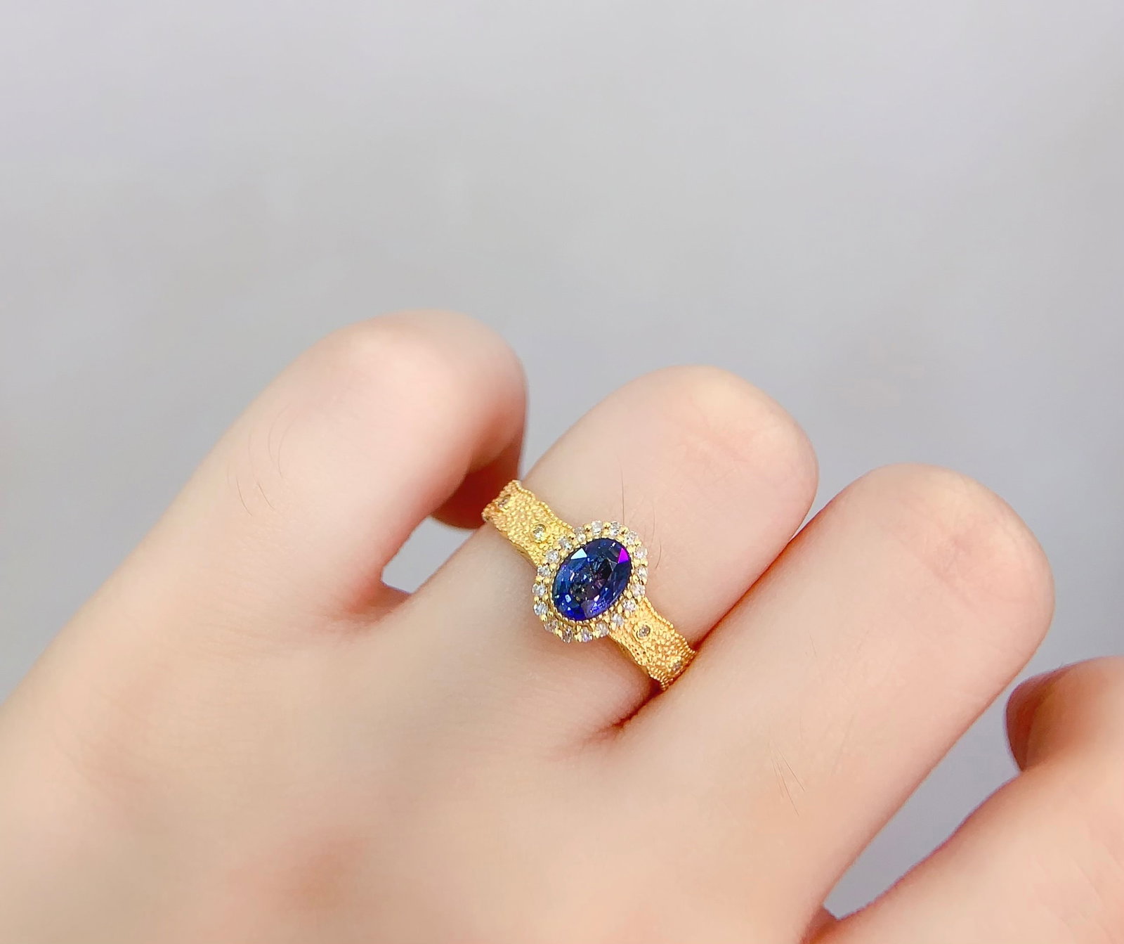 18K Gold Natural Sapphire Ring - 7