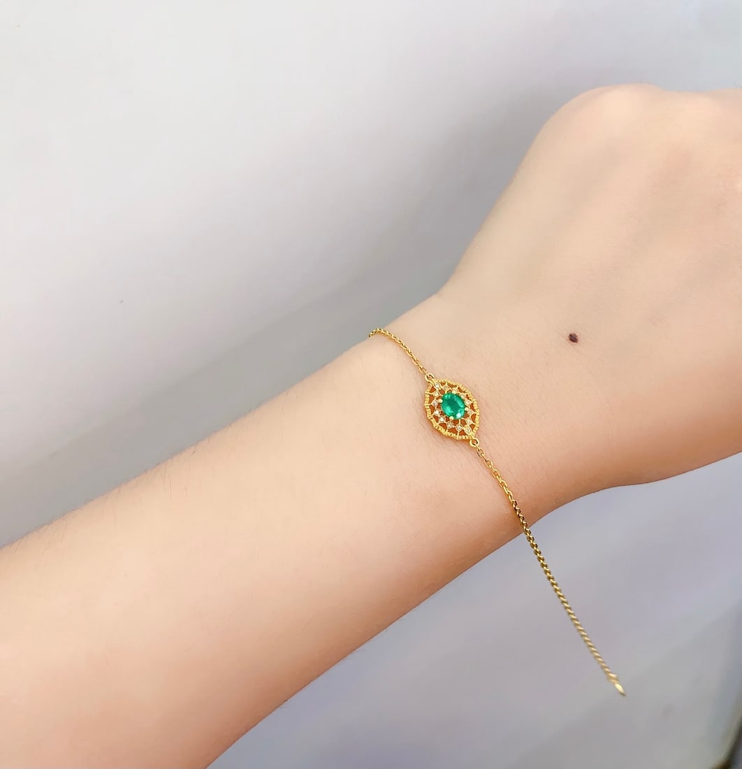 18K Gold Natural Emerald Bracelet - 7